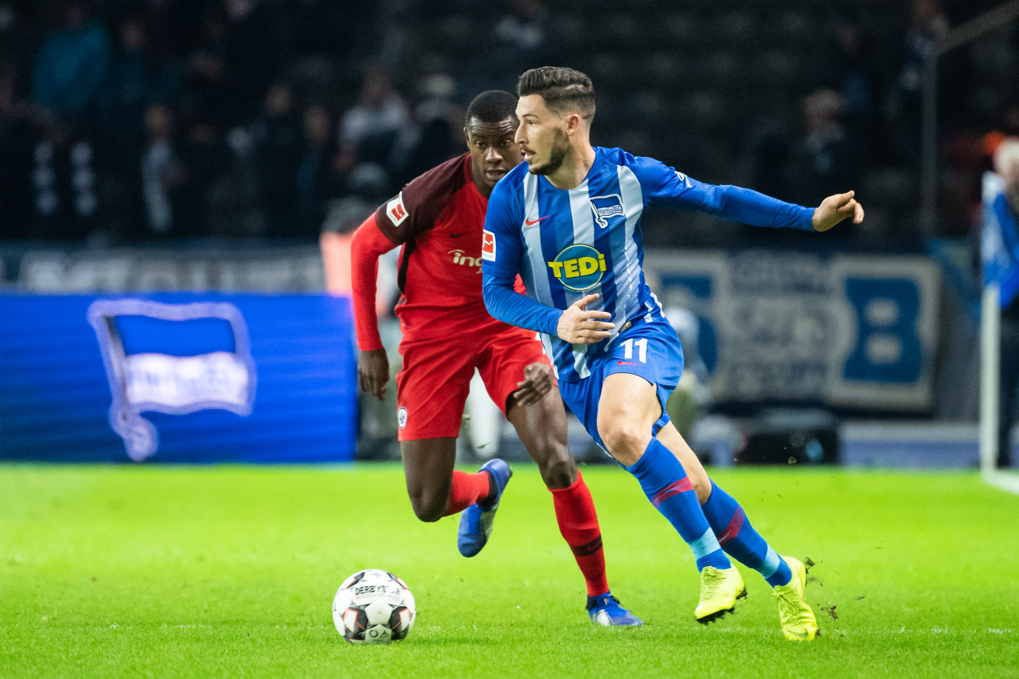 们的咬牙坚 们的咬牙坚