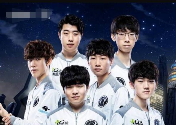 红魔阿诺德 红魔阿诺德