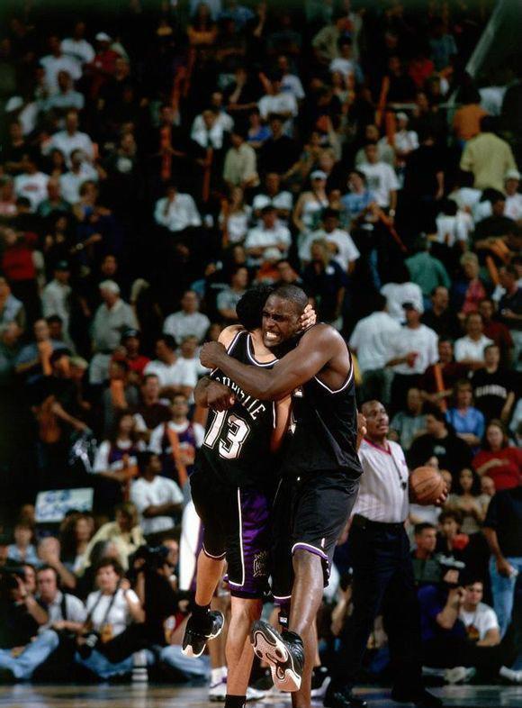 三人横移切 三人横移切